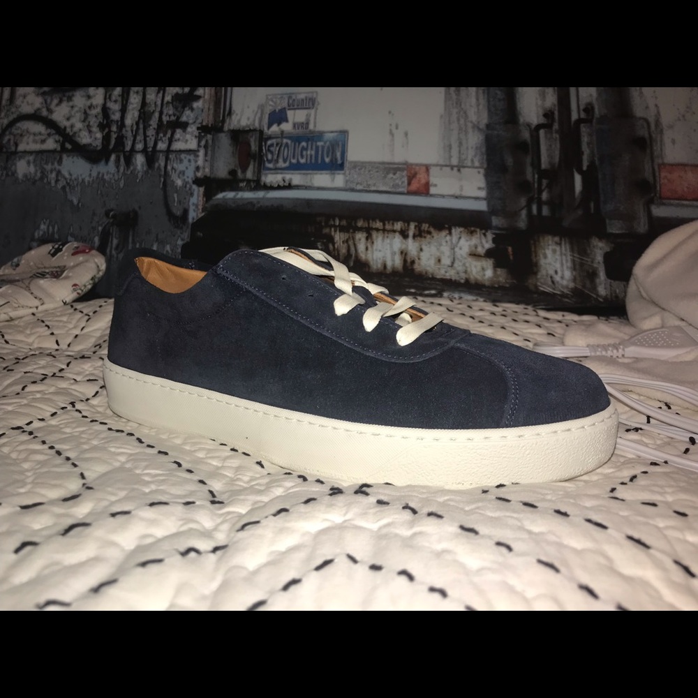 Allen Edmonds Suede Sneaker - Navy